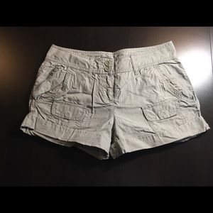 Armani Exchange greenish grey short size 0